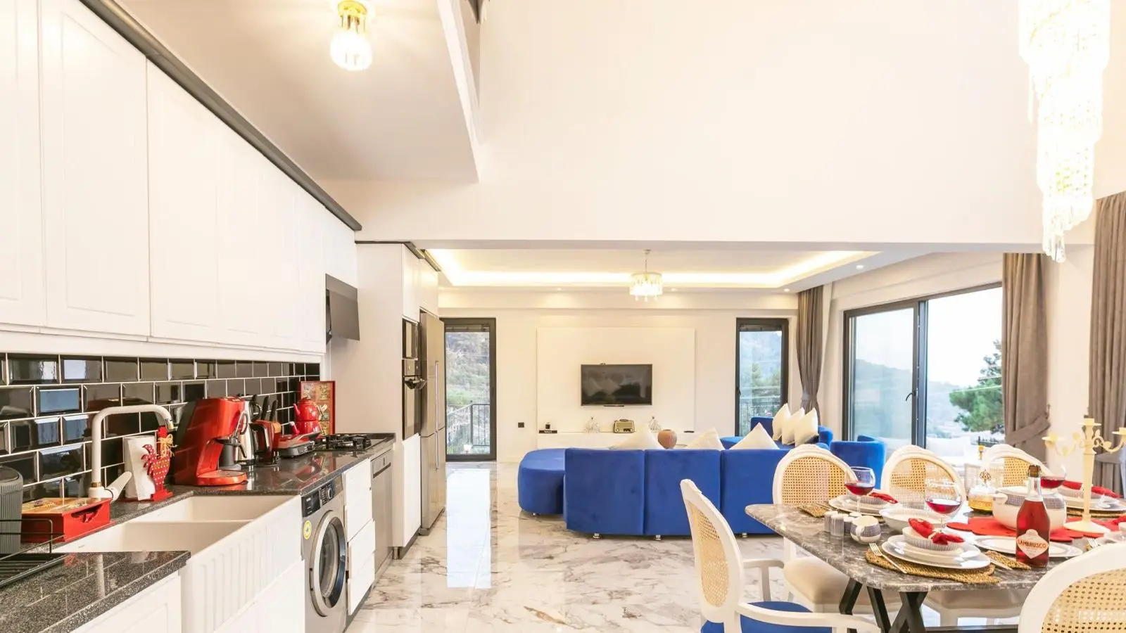 Fitted kitchen